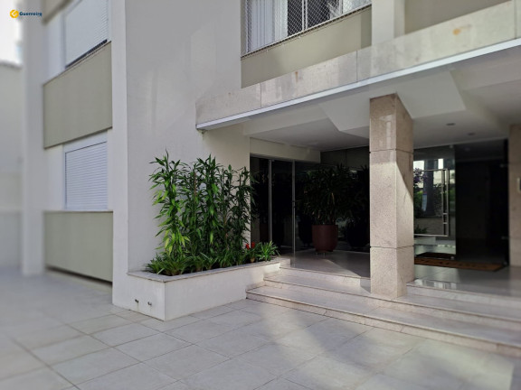 Imagem Apartamento com 2 Quartos à Venda, 98 m² em Centro - Florianópolis Imagem Apartamento com 2 Quartos à Venda, 98 m² em Centro - Florianópolis