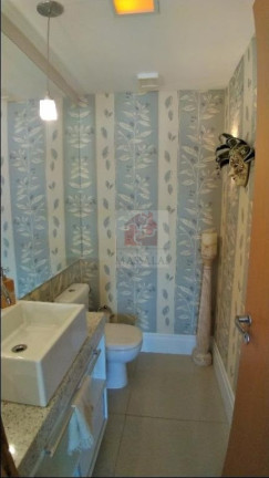 Imagem Apartamento com 3 Quartos à Venda, 120 m² em Menino Deus - Porto Alegre Imagem Apartamento com 3 Quartos à Venda, 120 m² em Menino Deus - Porto Alegre