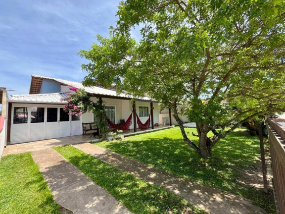 Imagem Casa com 3 Quartos à Venda, 160 m² em Salinas - Balneário Barra Do Sul Imagem Casa com 3 Quartos à Venda, 160 m² em Salinas - Balneário Barra Do Sul
