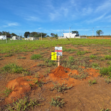 Terreno à Venda, 175 m² em Campinas - Pindamonhangaba