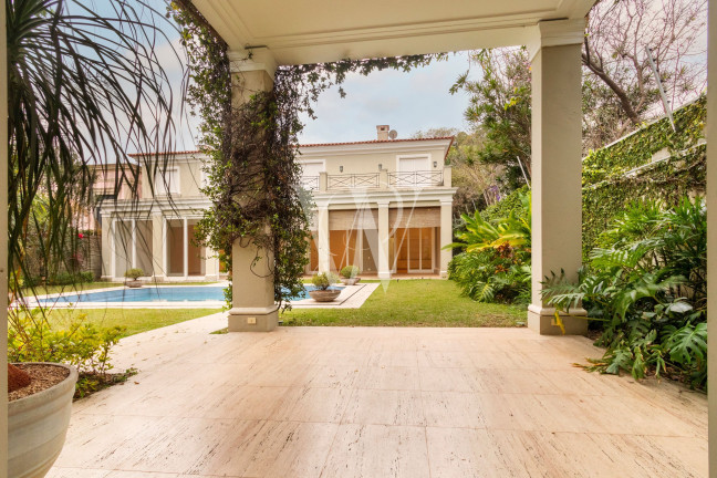 Imagem Casa com 4 Quartos à Venda, 750 m² em Jardim Europa - São Paulo