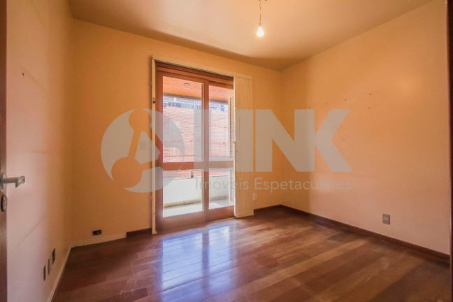 Imagem Apartamento com 3 Quartos à Venda, 190 m² em Petrópolis - Porto Alegre