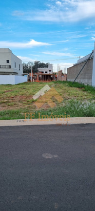 Imagem Terreno à Venda, 240 m² em São Carlos Imagem Terreno à Venda, 240 m² em São Carlos