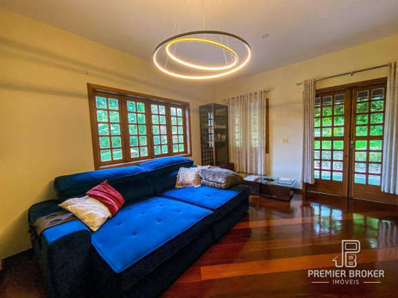 Imagem Casa com 3 Quartos à Venda, 156 m² em Quebra Frascos - Teresópolis Imagem Casa com 3 Quartos à Venda, 156 m² em Quebra Frascos - Teresópolis