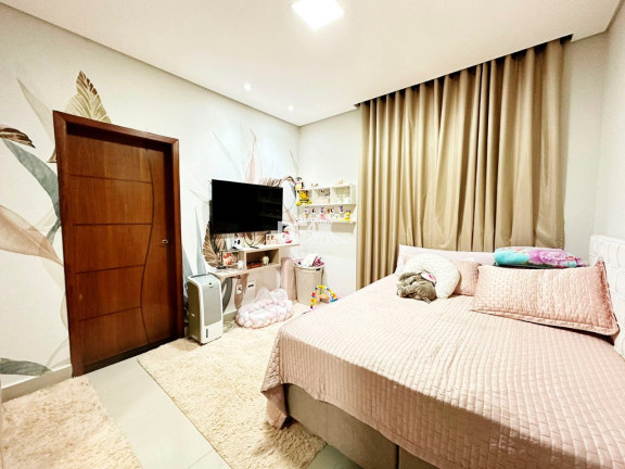 Imagem Casa com 4 Quartos à Venda, 261 m² em Setor Habitacional Arniqueira (águas Claras) - Brasília Imagem Casa com 4 Quartos à Venda, 261 m² em Setor Habitacional Arniqueira (águas Claras) - Brasília