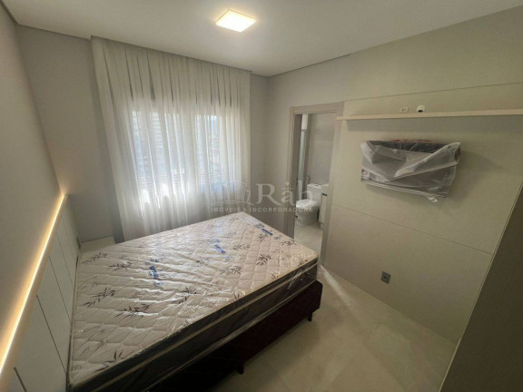 Imagem Apartamento com 3 Quartos para Alugar, em Centro - Balneário Camboriú Imagem Apartamento com 3 Quartos para Alugar, em Centro - Balneário Camboriú