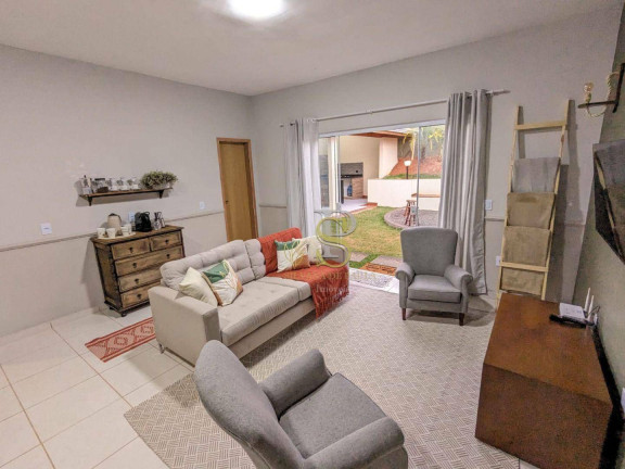 Imagem Casa com 3 Quartos à Venda, 211 m² em Jardim Estância Brasil - Atibaia