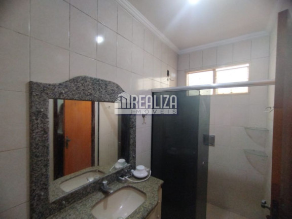 Imagem Casa com 3 Quartos à Venda, 180 m² em Conjunto Cássio Rezende - Uberaba Imagem Casa com 3 Quartos à Venda, 180 m² em Conjunto Cássio Rezende - Uberaba
