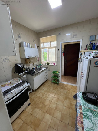 Imagem Imóvel com 3 Quartos à Venda, 140 m² em Vitoria - Salvador Imagem Imóvel com 3 Quartos à Venda, 140 m² em Vitoria - Salvador