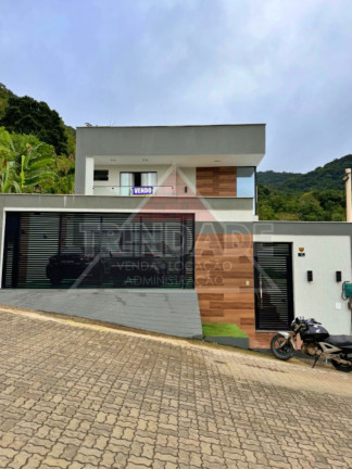Casa com 4 Quartos à Venda, 483 m² em Vargem Grande - Rio De Janeiro