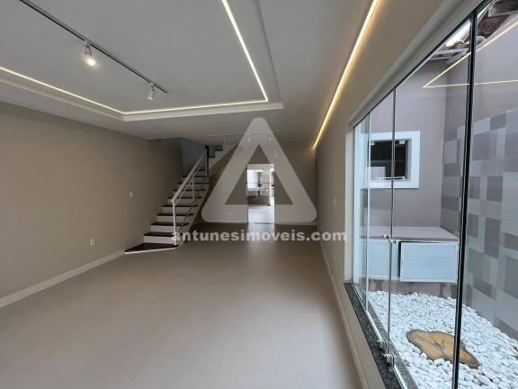 Imagem Casa com 3 Quartos à Venda, 200 m² em Jardim Excelsior - Cabo Frio