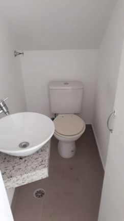 Imagem Sobrado com 3 Quartos à Venda, 127 m² em Vila Invernada - São Paulo