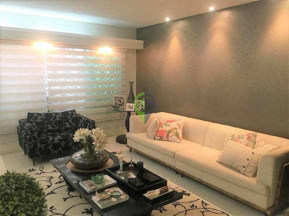 Imagem Casa com 3 Quartos à Venda, 300 m² em Gonzaga - Santos Imagem Casa com 3 Quartos à Venda, 300 m² em Gonzaga - Santos