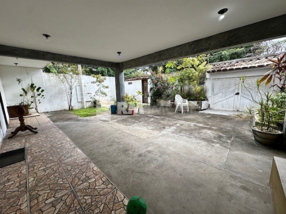 Imagem Casa com 4 Quartos à Venda, 100 m² em Itapuã - Salvador Imagem Casa com 4 Quartos à Venda, 100 m² em Itapuã - Salvador