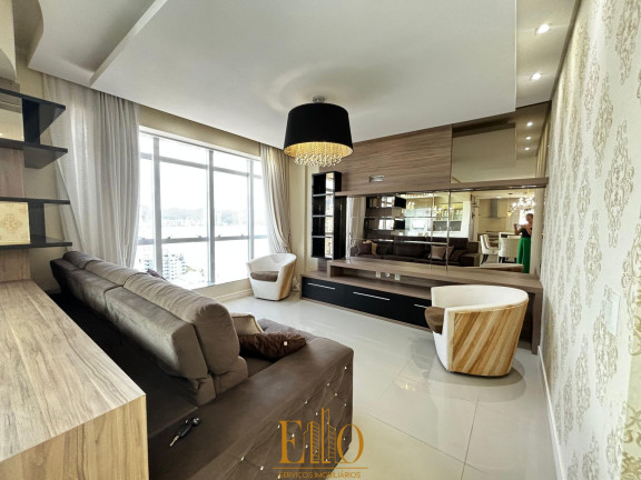 Foto do imóvel Apartamento com 4 Quartos à Venda, 190 m² em Meia Praia - Itapema