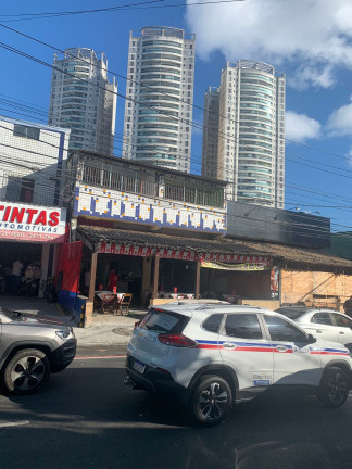 Imóvel Comercial à Venda, 407 m² em Pernambués - Salvador