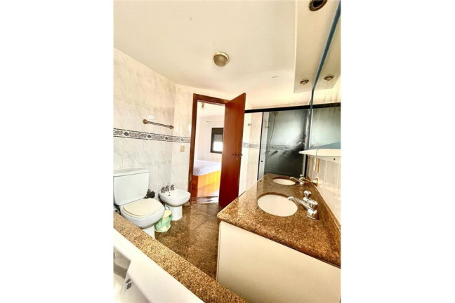 Imagem Apartamento com 4 Quartos à Venda, 177 m² em Aclimação - São Paulo Imagem Apartamento com 4 Quartos à Venda, 177 m² em Aclimação - São Paulo