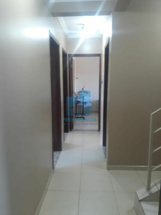 Imagem Sobrado com 4 Quartos à Venda, 209 m² em Uvaranas - Ponta Grossa