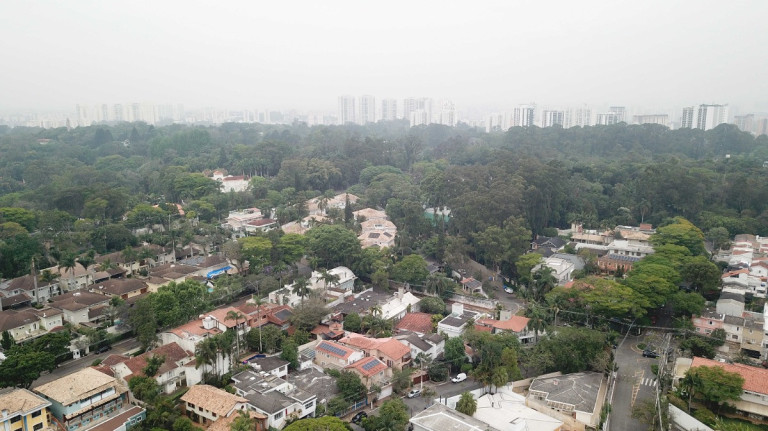 Imagem Casa com 5 Quartos à Venda, 460 m² em Santo Amaro - São Paulo Imagem Casa com 5 Quartos à Venda, 460 m² em Santo Amaro - São Paulo