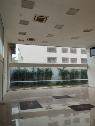 Ponto Comercial à Venda ou Locação, 661 m² em Jardim  São  Miguel - Guarujá