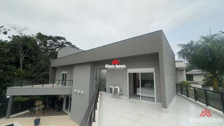 Imagem Casa com 3 Quartos à Venda, 330 m² em Riviera - Bertioga Imagem Casa com 3 Quartos à Venda, 330 m² em Riviera - Bertioga