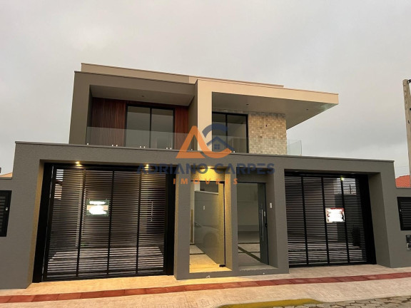 Imagem Imóvel com 3 Quartos à Venda, 147 m² em Centro - Navegantes Imagem Imóvel com 3 Quartos à Venda, 147 m² em Centro - Navegantes
