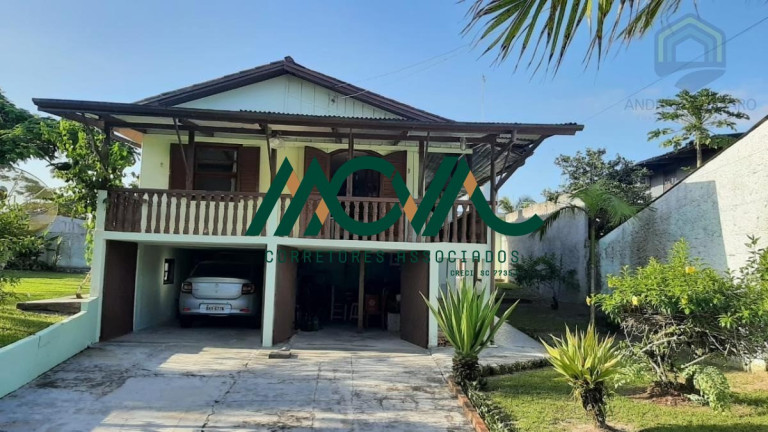Imagem Casa com 3 Quartos à Venda, 159 m² em Praia Das Palmeiras - Itapoá Imagem Casa com 3 Quartos à Venda, 159 m² em Praia Das Palmeiras - Itapoá