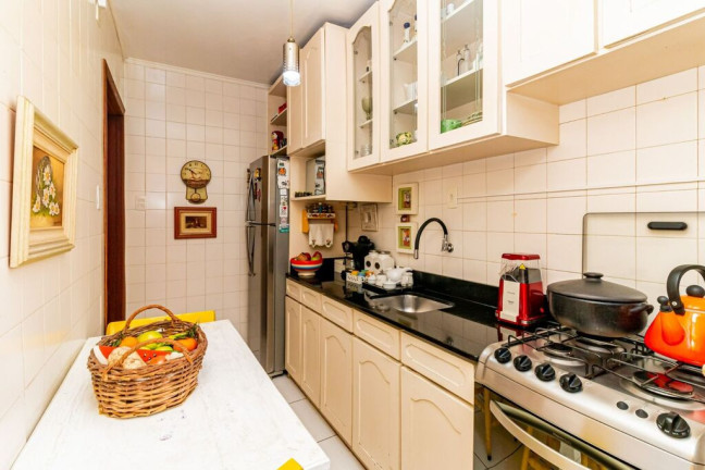Imagem Apartamento com 2 Quartos à Venda, 53 m² em Medianeira - Porto Alegre