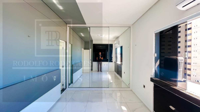 Imagem Apartamento com 2 Quartos à Venda, 100 m² em Meireles - Fortaleza Imagem Apartamento com 2 Quartos à Venda, 100 m² em Meireles - Fortaleza