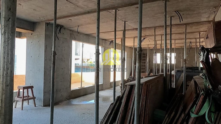 Sala Comercial à Venda, 56 m² em Pioneiros - Balneário Camboriú