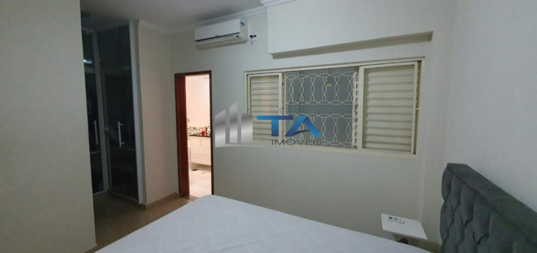 Imagem Casa com 3 Quartos à Venda, 97 m² em Jardim Miranda - Campinas