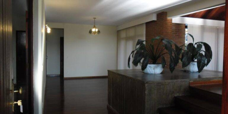 Imagem Casa com 3 Quartos para Alugar, 1.000 m² em Alphaville - Barueri