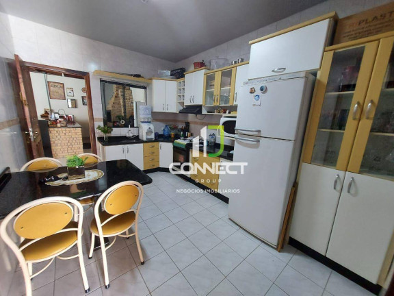 Imagem Casa com 3 Quartos à Venda, 201 m² em Centro - Balneário Camboriú