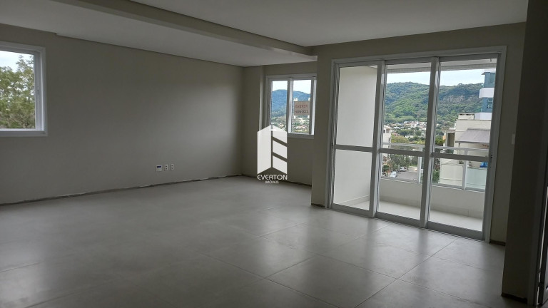 Imagem Apartamento com 3 Quartos à Venda, 121 m² em Centro - Santa Maria