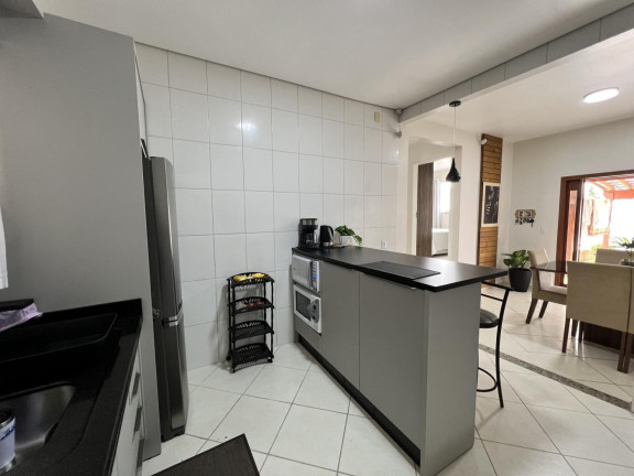 Imagem Casa com 3 Quartos à Venda, 200 m² em São João Do Rio Vermelho - Florianópolis