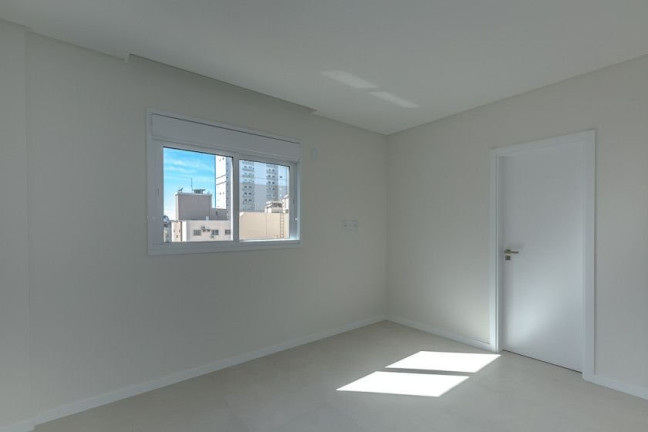 Imagem Apartamento com 3 Quartos à Venda, 216 m² em Meia Praia - Itapema Imagem Apartamento com 3 Quartos à Venda, 216 m² em Meia Praia - Itapema