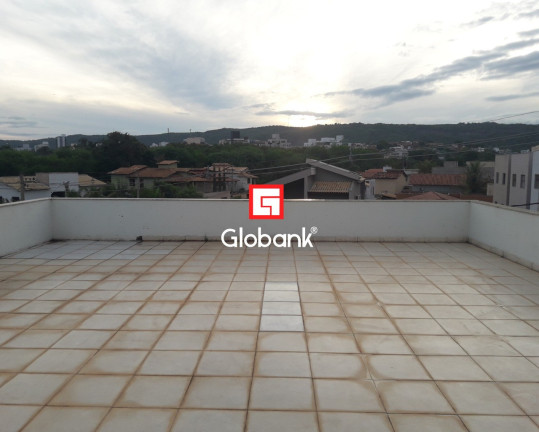 Imagem Imóvel com 2 Quartos à Venda, 91 m² em Barcelona Park - Montes Claros