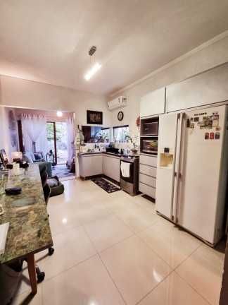 Imagem Casa com 2 Quartos à Venda, 117 m² em Jardim Do Lago - Atibaia Imagem Casa com 2 Quartos à Venda, 117 m² em Jardim Do Lago - Atibaia