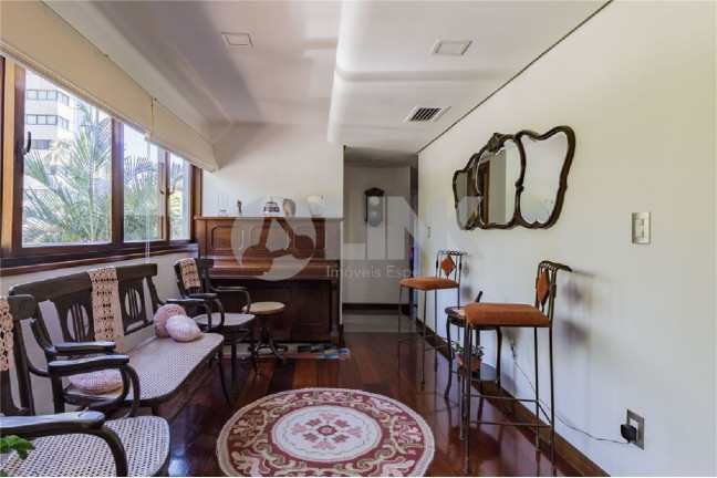Imagem Apartamento com 3 Quartos à Venda, 258 m² em Mont Serrat - Porto Alegre Imagem Apartamento com 3 Quartos à Venda, 258 m² em Mont Serrat - Porto Alegre