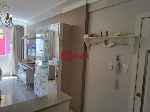 Imagem Apartamento com 2 Quartos à Venda, 66 m² em Centro - Florianópolis Imagem Apartamento com 2 Quartos à Venda, 66 m² em Centro - Florianópolis