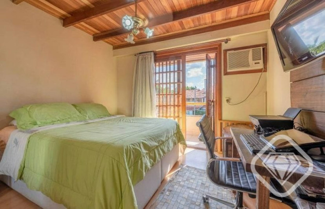 Imagem Casa de Condomínio com 3 Quartos à Venda,  em Cavalhada - Porto Alegre