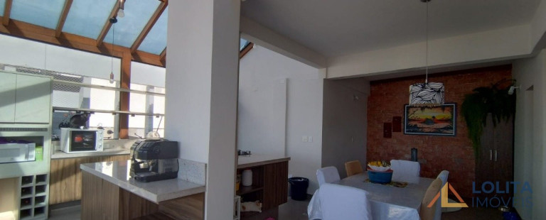Imagem Cobertura com 3 Quartos à Venda, 173 m² em Centro - Florianópolis