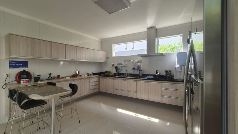 Imagem Casa com 3 Quartos à Venda, 1.600 m² em Lago Azul - Golfe - Araçoiaba Da Serra