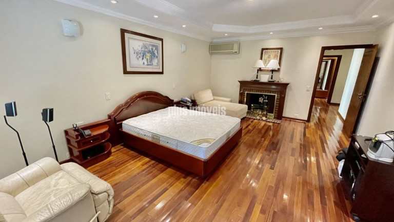 Imagem Casa com 4 Quartos à Venda, 950 m² em Chácara Flora - São Paulo Imagem Casa com 4 Quartos à Venda, 950 m² em Chácara Flora - São Paulo
