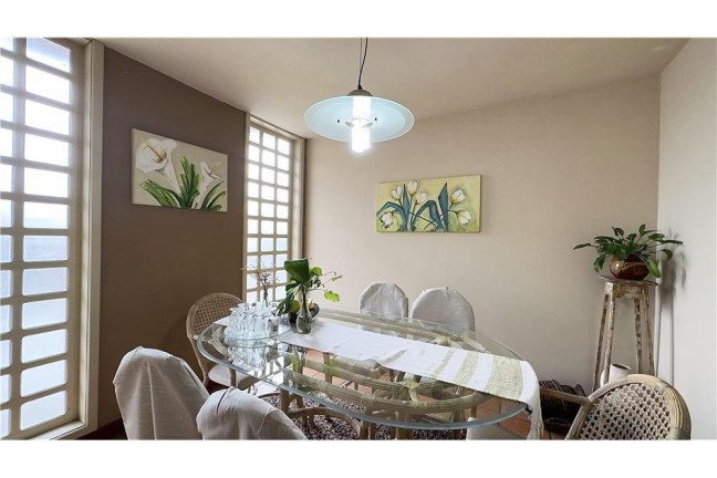 Imagem Casa com 3 Quartos à Venda, em Passo Da Areia - Porto Alegre Imagem Casa com 3 Quartos à Venda, em Passo Da Areia - Porto Alegre