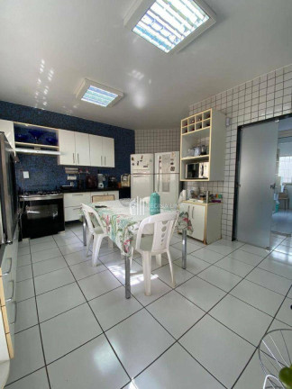 Imagem Casa com 4 Quartos à Venda, 500 m² em Jóquei - Teresina