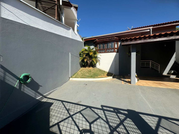 Imagem Casa com 3 Quartos à Venda, 412 m² em Guatambu - Piedade