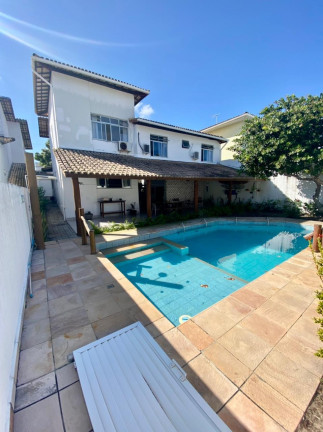 Imagem Casa com 6 Quartos à Venda, 317 m² em Vilas Do Atlântico - Lauro De Freitas Imagem Casa com 6 Quartos à Venda, 317 m² em Vilas Do Atlântico - Lauro De Freitas