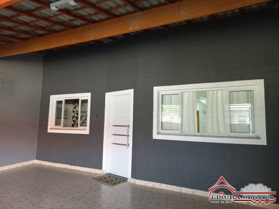 Casa com 3 Quartos à Venda,  em Residencial Santa Paula - Jacareí