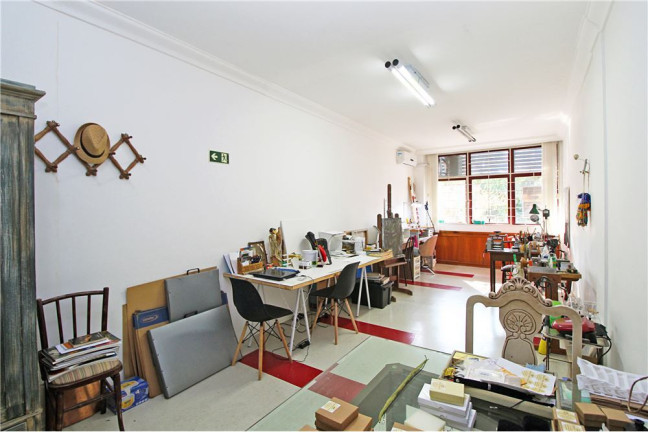Sala Comercial à Venda,  em Petrópolis - Porto Alegre